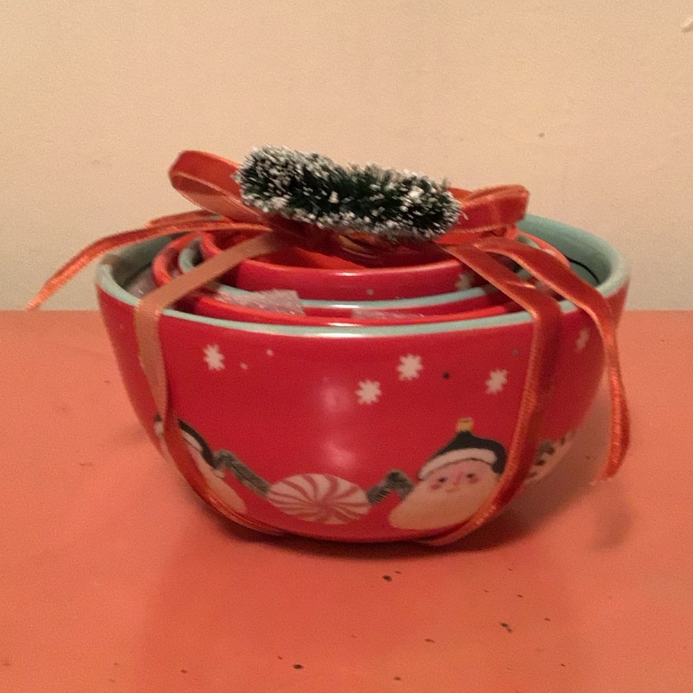 Anthropologie George & Viv Very Merry Christmas Measuring Cups - Picture 3 of 4